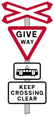 Drivers-must-give-way-to-trams-at-the-crossing